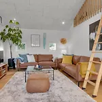 Дом отдыха Beautiful In With 1 Bedrooms *