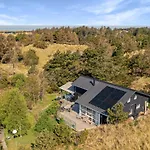 Beautiful In With 1 Bedrooms