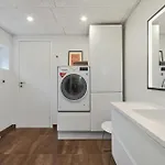 Beautiful In With 1 Bedrooms Блокхус