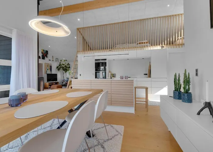Beautiful In With 1 Bedrooms