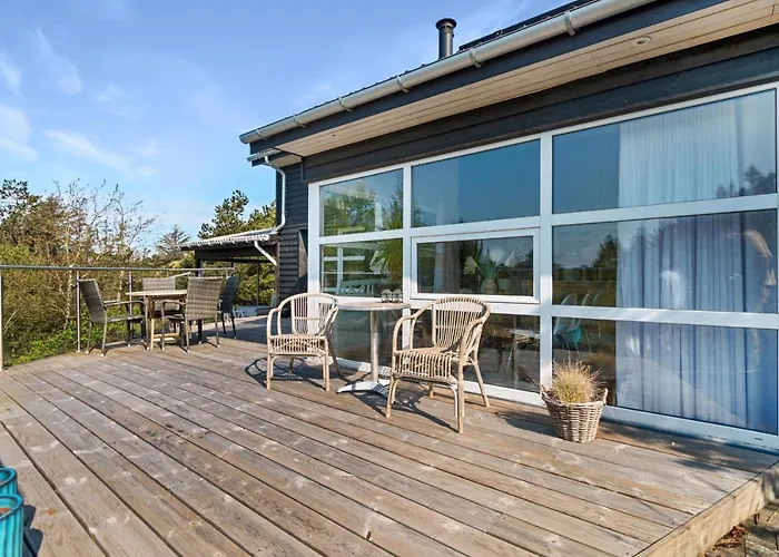 Beautiful In With 1 Bedrooms Holiday home *